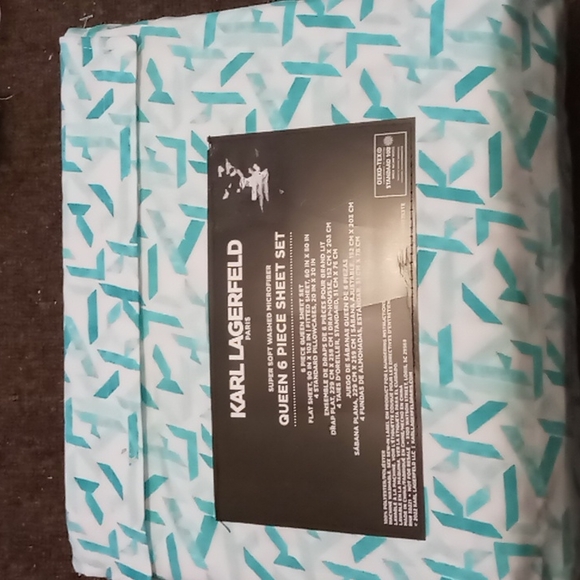 Karl Lagerfeld Sheet Set - Picture 4 of 4